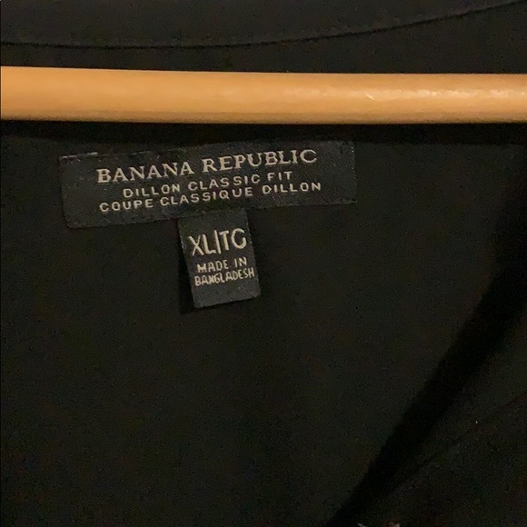 Black button down shirt - Picture 2 of 3